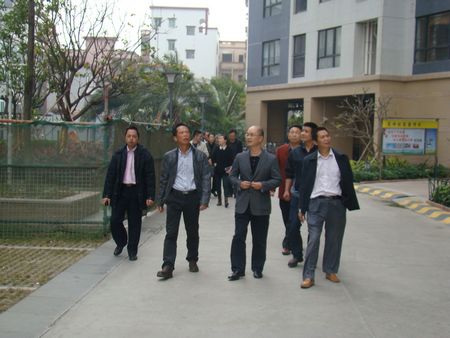 �^�繤ί��һ�ڰ��÷��{����I��������_ESD���o��T��ϵ�y