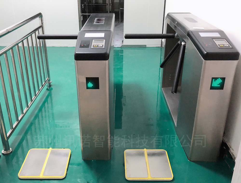 哈爾濱防靜電三輥閘_ESD防靜電門禁系統